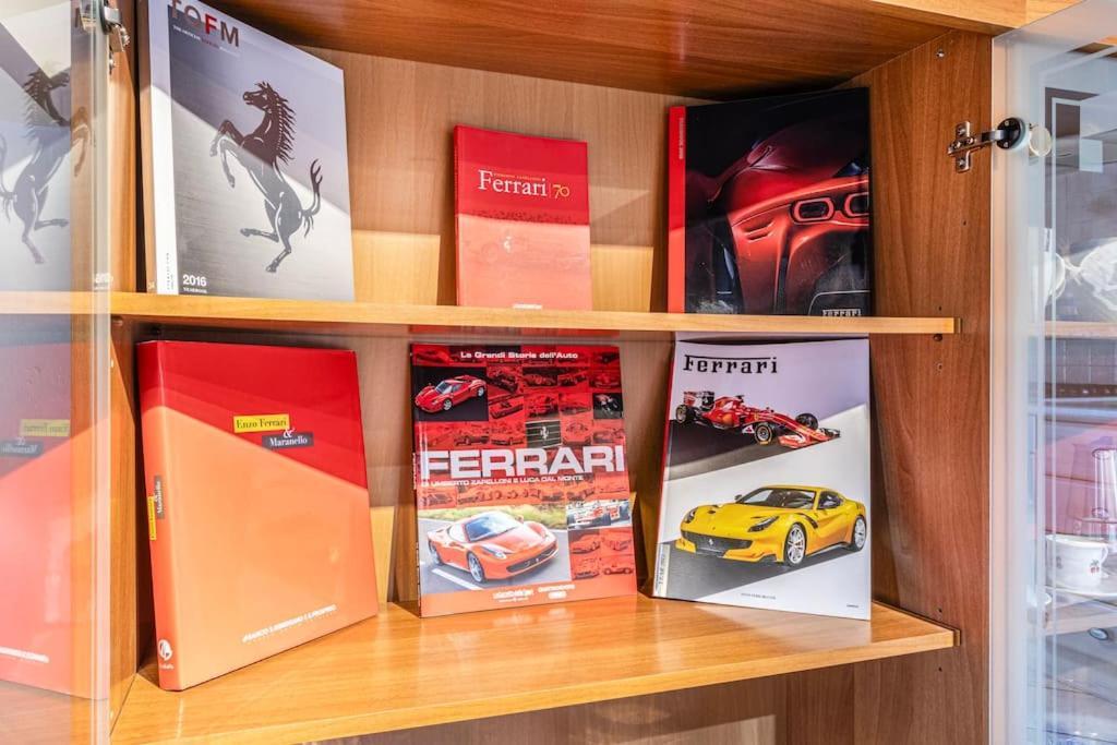 Ferrari Museum & Train Station - Il Cavallino Loft Apartment โมดินา ภายนอก รูปภาพ